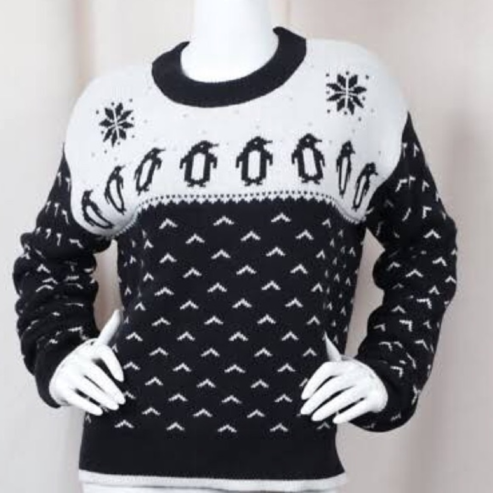 kate spade Black and White Penguin Pattern Crewneck Sweater